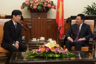 ベトナム　ミン副首相兼外務大臣との会談