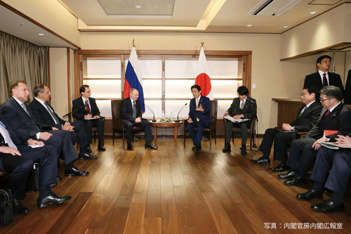 山口県長門市での会談の様子（写真: 内閣官房内閣広報室）