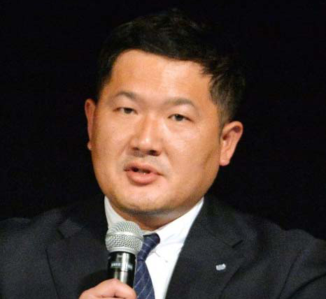 河野 幸治氏