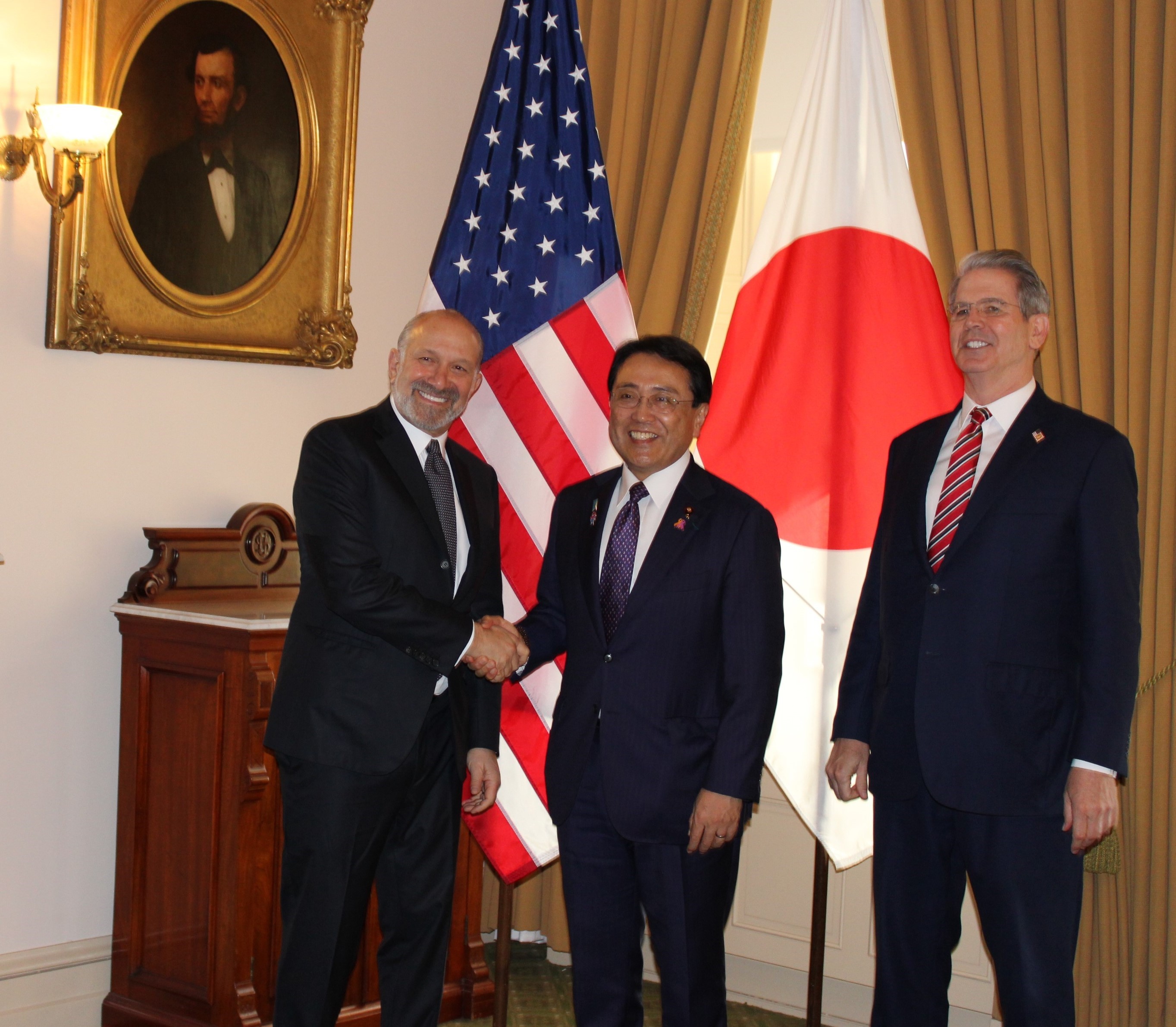 赤澤大臣によるハワード・ラトニック米国商務長官と、スコット・ベッセント米国財務長官との会談
