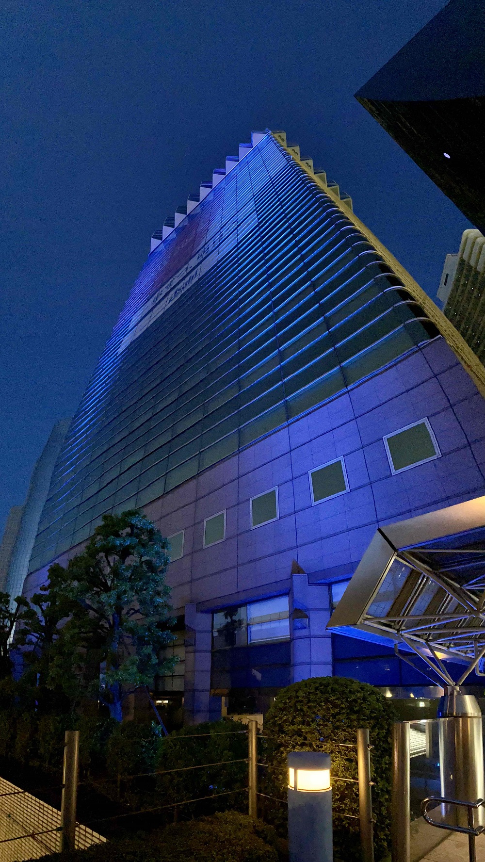 �A�T�q�O���[�v�{�Ѓr��