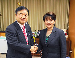 �}���E�N���X�e�B�[�k��