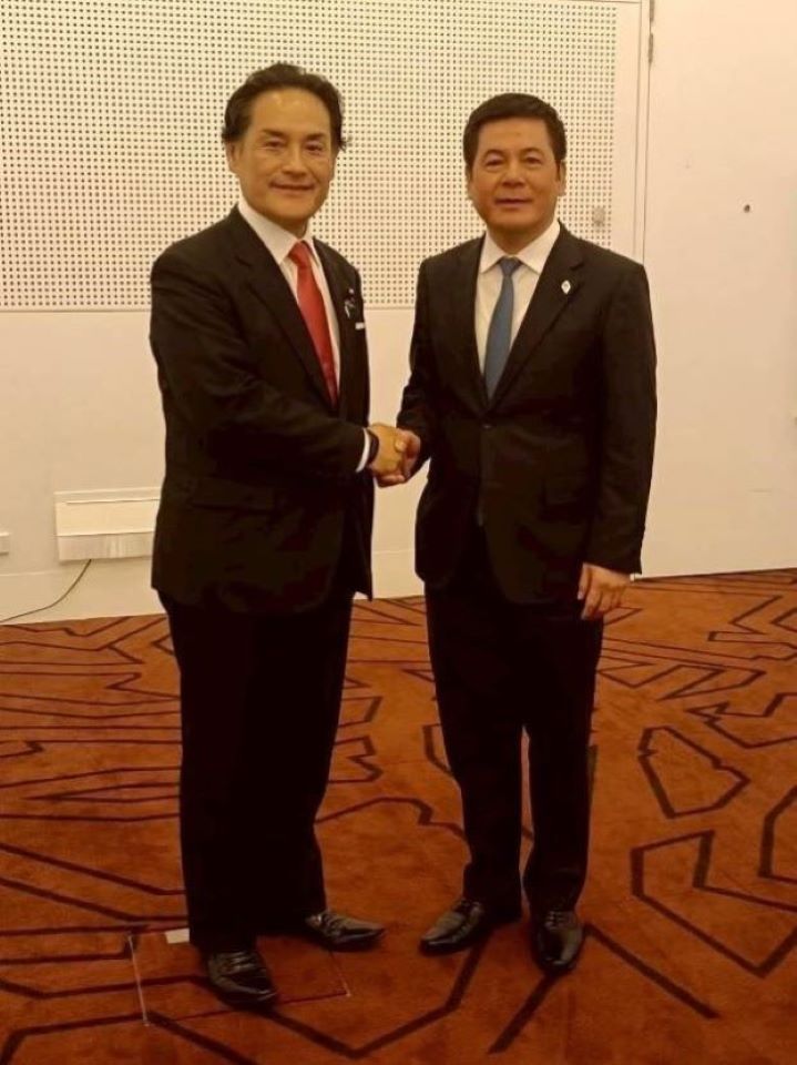 Meeting with Dr. Nguyen Hong Dien, Minister of Industry and Trade of Viet Nam